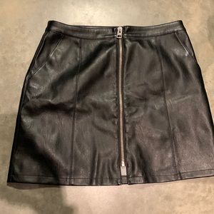 Veto Modo leather skirt